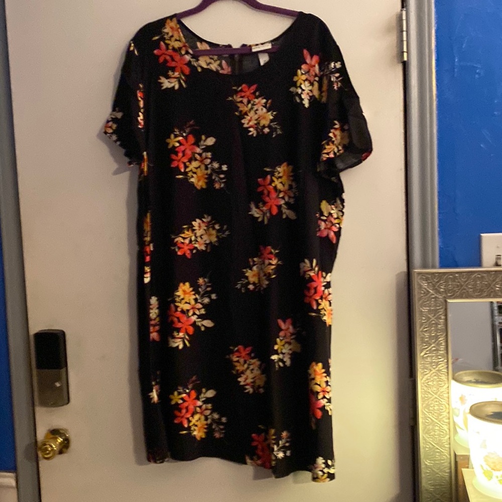 Ava Viv Dress 🌹